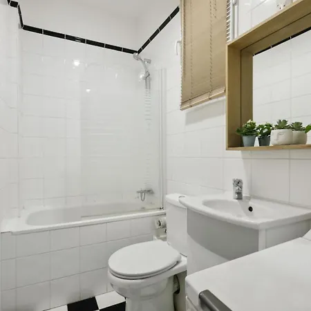 Studio Place Des Vosges - Cityapartmentstay Appartamento *