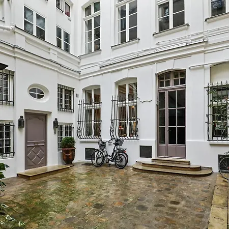 Studio Place Des Vosges - Cityapartmentstay *